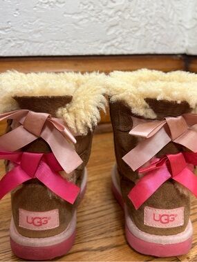 UGG Bailey Bow II Chestnut Suede Pink Bow Boots Size 11